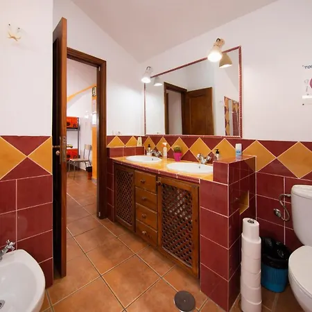 La Tortuga Хостел *