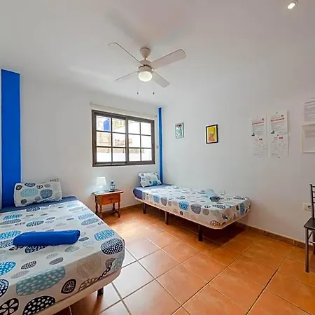 Hostel La Tortuga Costa Adeje