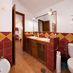 La Tortuga Hostal *